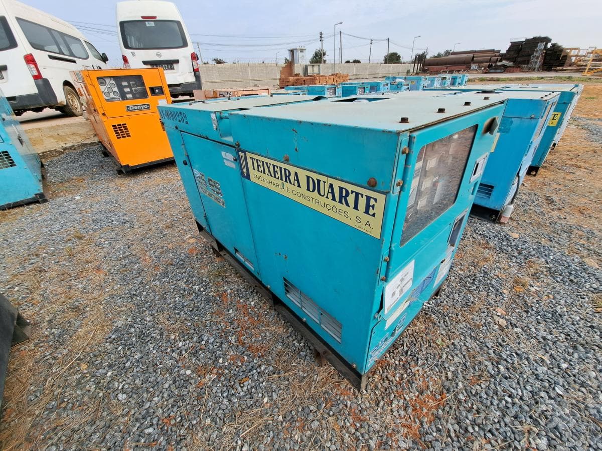Gerador (20KVA) DENYO DCA25 ESI · Viana — imagen 4