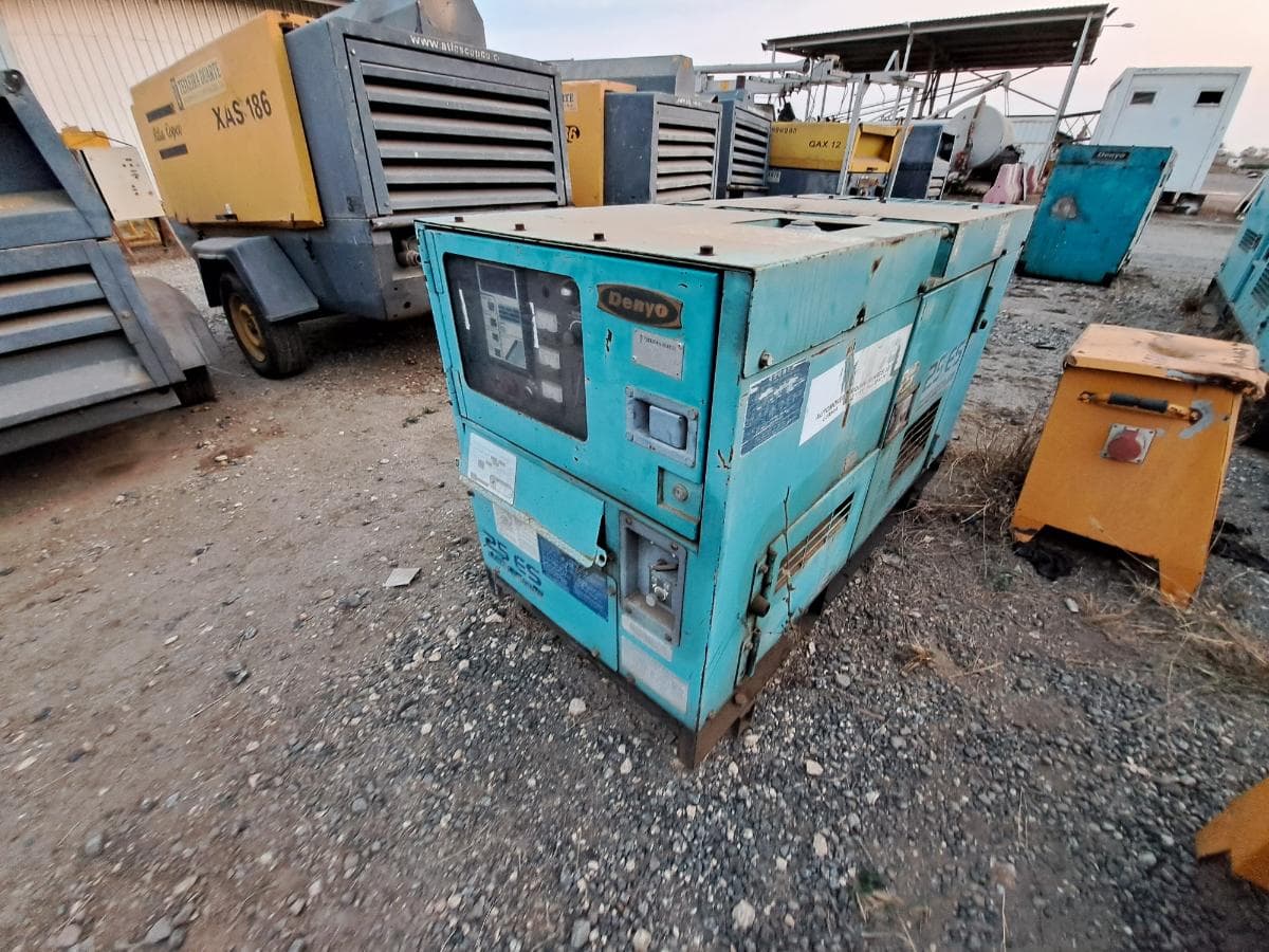 Gerador (20KVA) DENYO DCA25 ESI · Viana — imagen 5