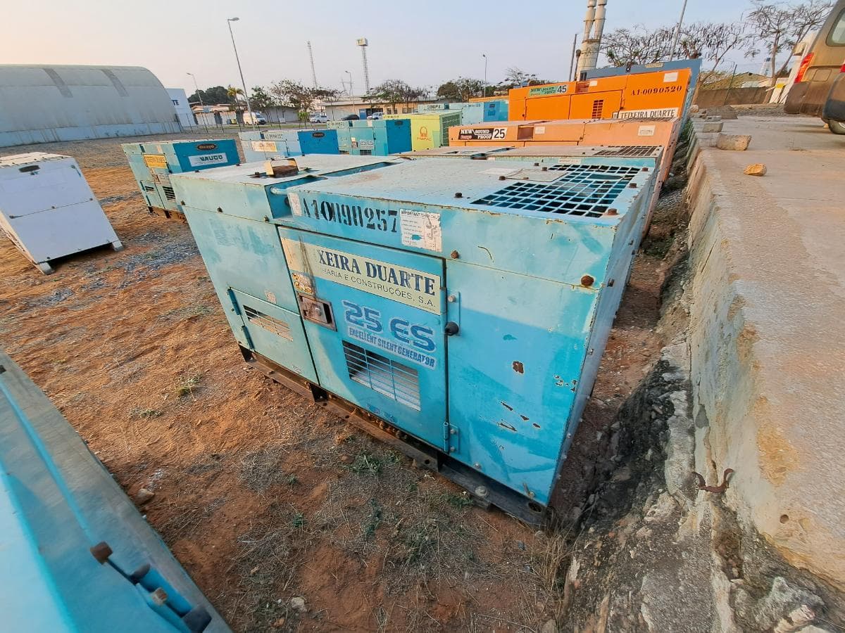 Gerador (20KVA) DENYO DCA25 ESI · Viana — image 3