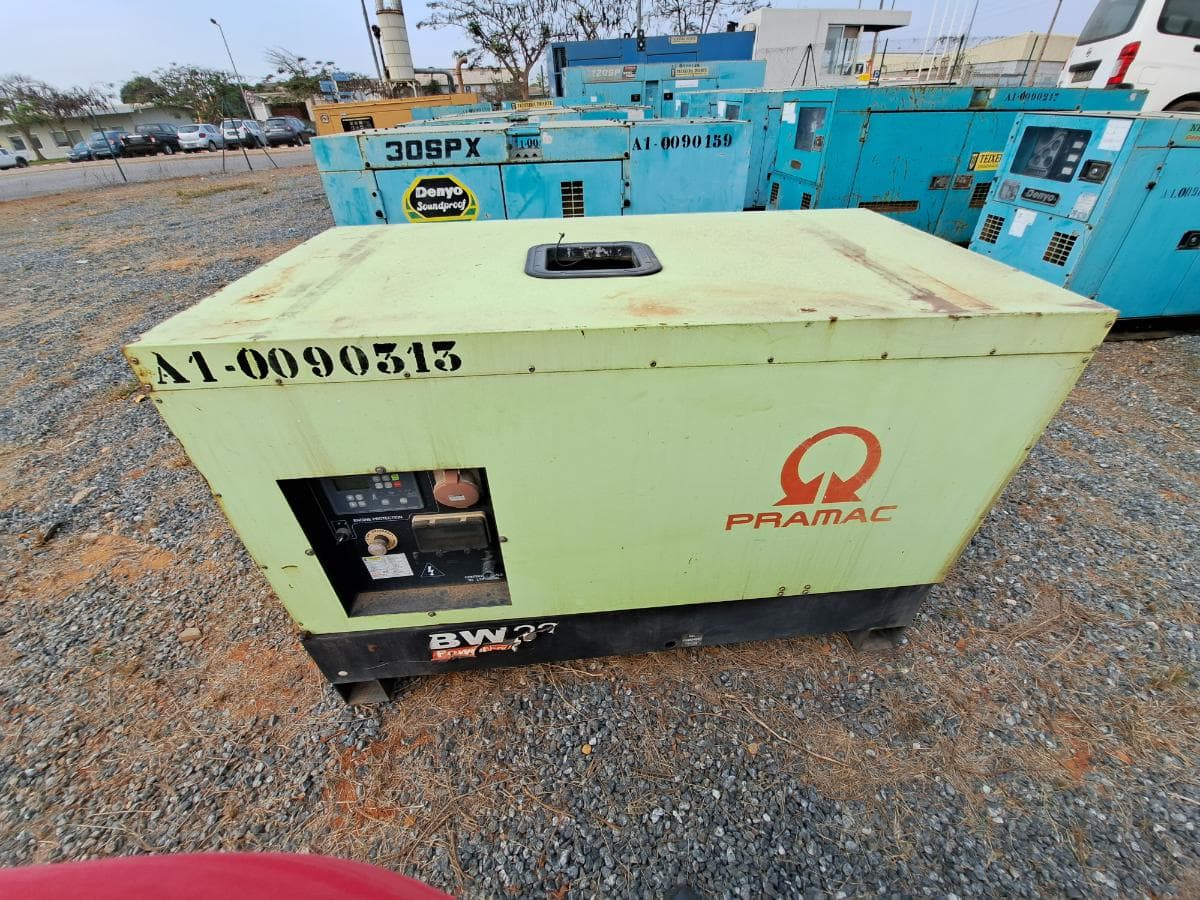 Gerador (20KVA) PRAMAC GBW 22Y · Viana — imagen 6