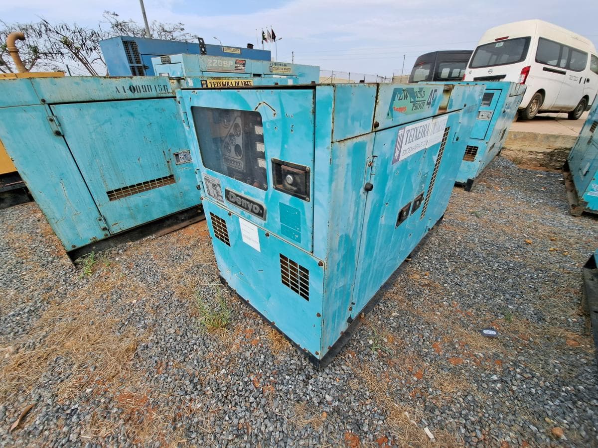 Gerador (37KVA) DENYO DCA45 SPI · Viana — image 1