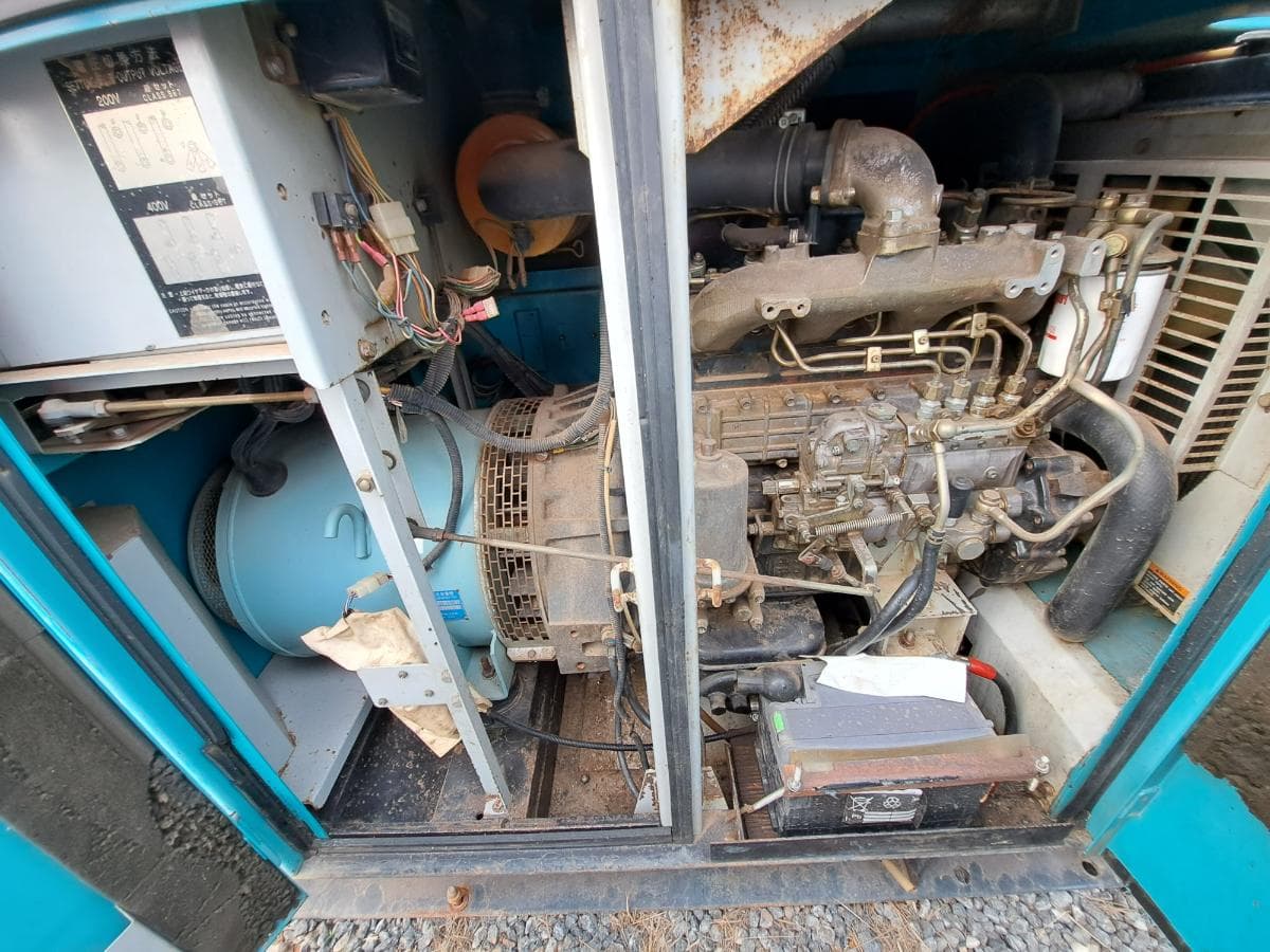 Gerador (37KVA) DENYO DCA45 SPI · Viana — image 3