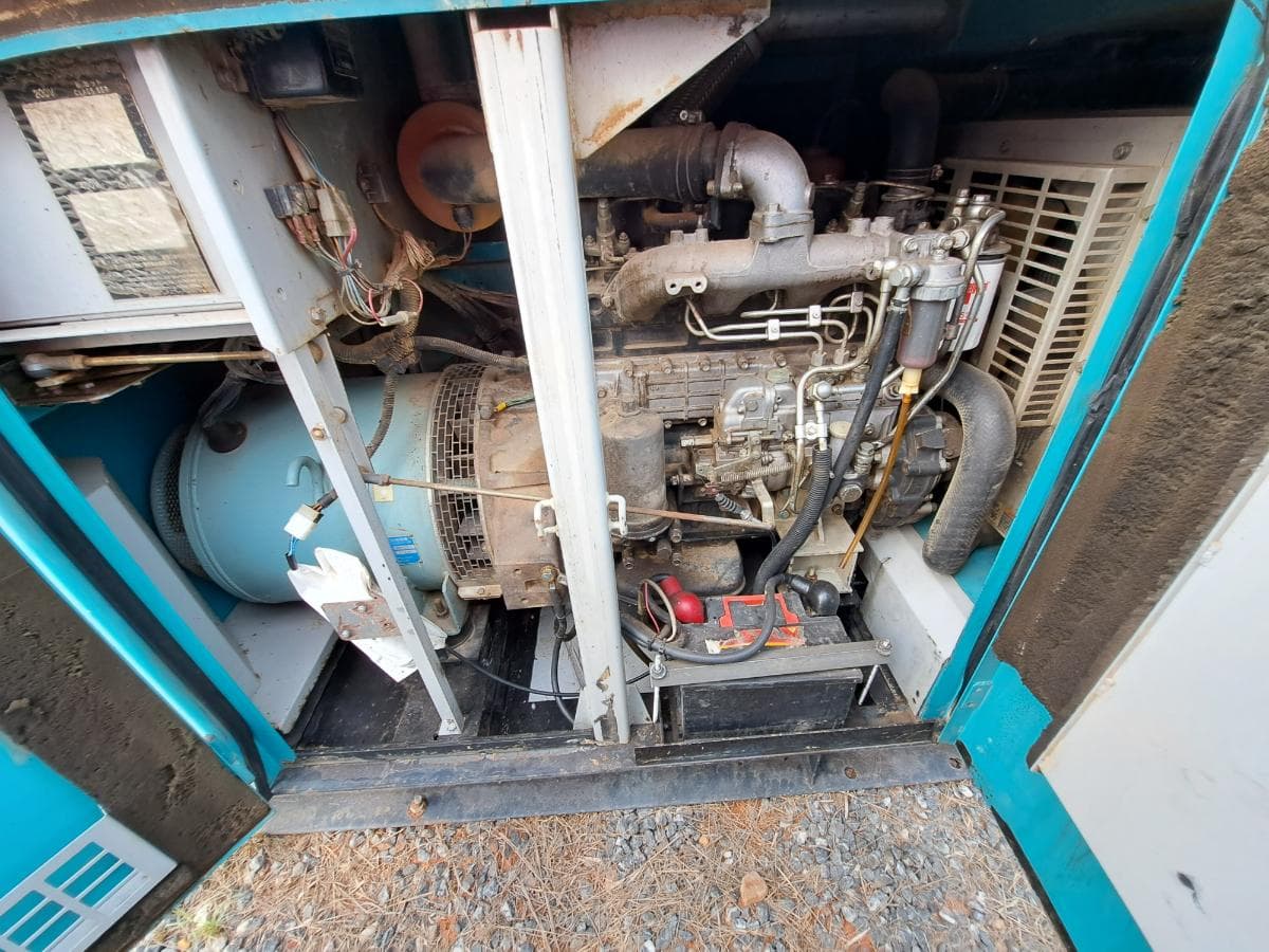 Gerador(37KVA0) DENYO DCA45 SPI · Viana — imagen 3