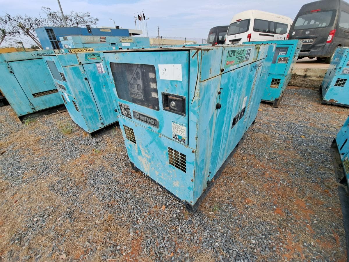 Gerador(37KVA0) DENYO DCA45 SPI · Viana — imagen 1