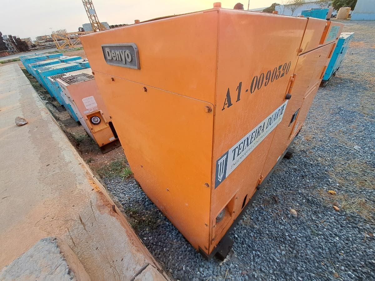 Gerador (37KVA) DENYO DCA45 SPI · Viana — imagem 6
