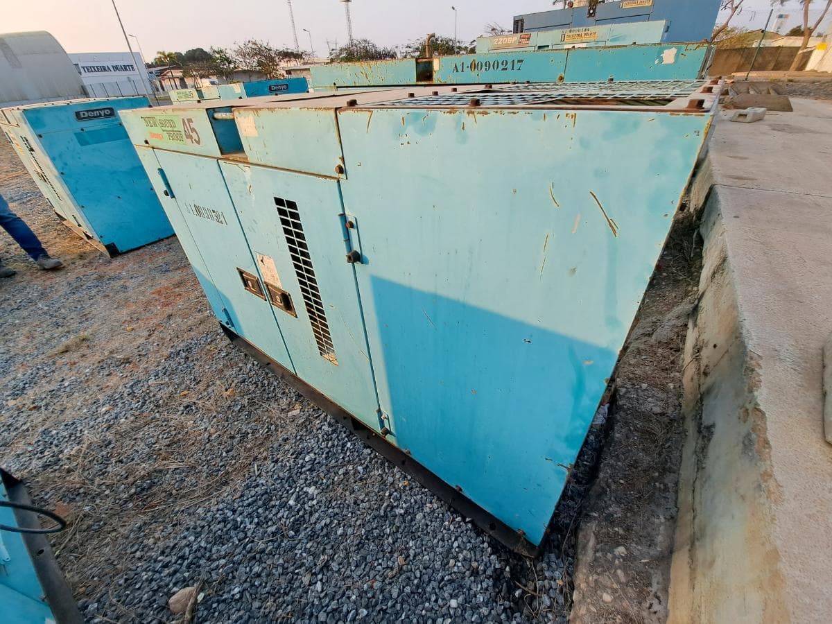 Gerador (37KVA) DENYO DCA45 SPI · Viana — image 2