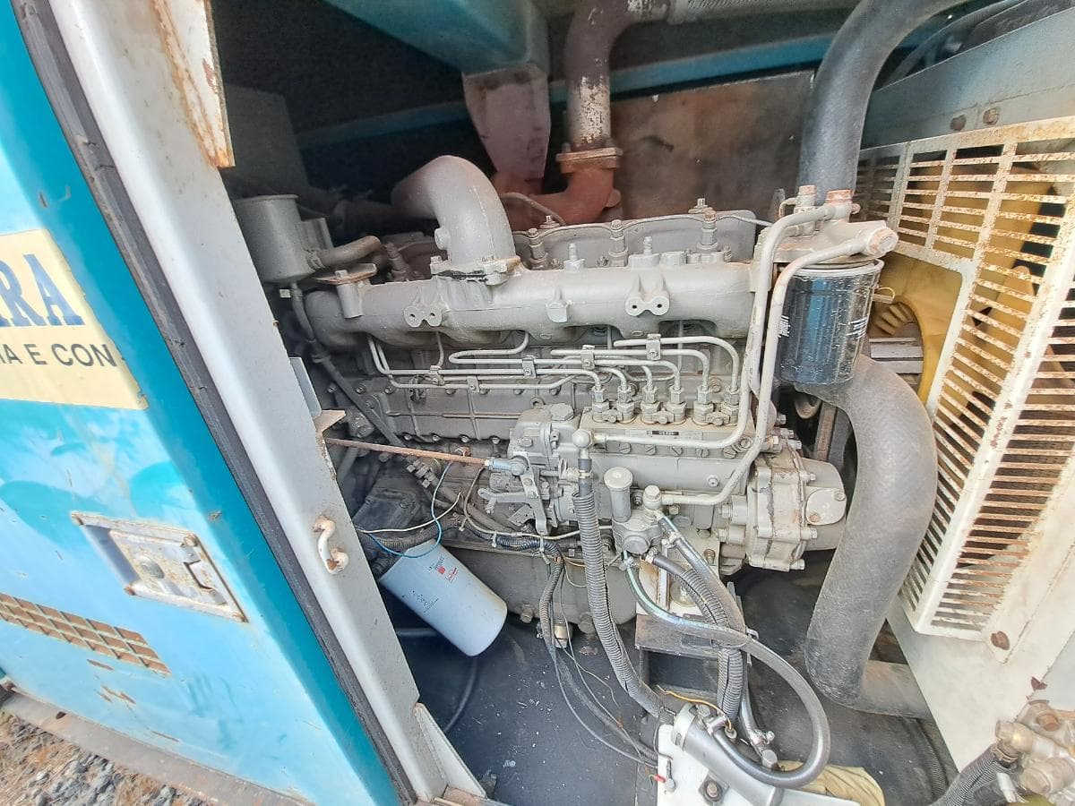 Gerador (80KVA) DENYO DCA100 ESI · Viana — imagen 3