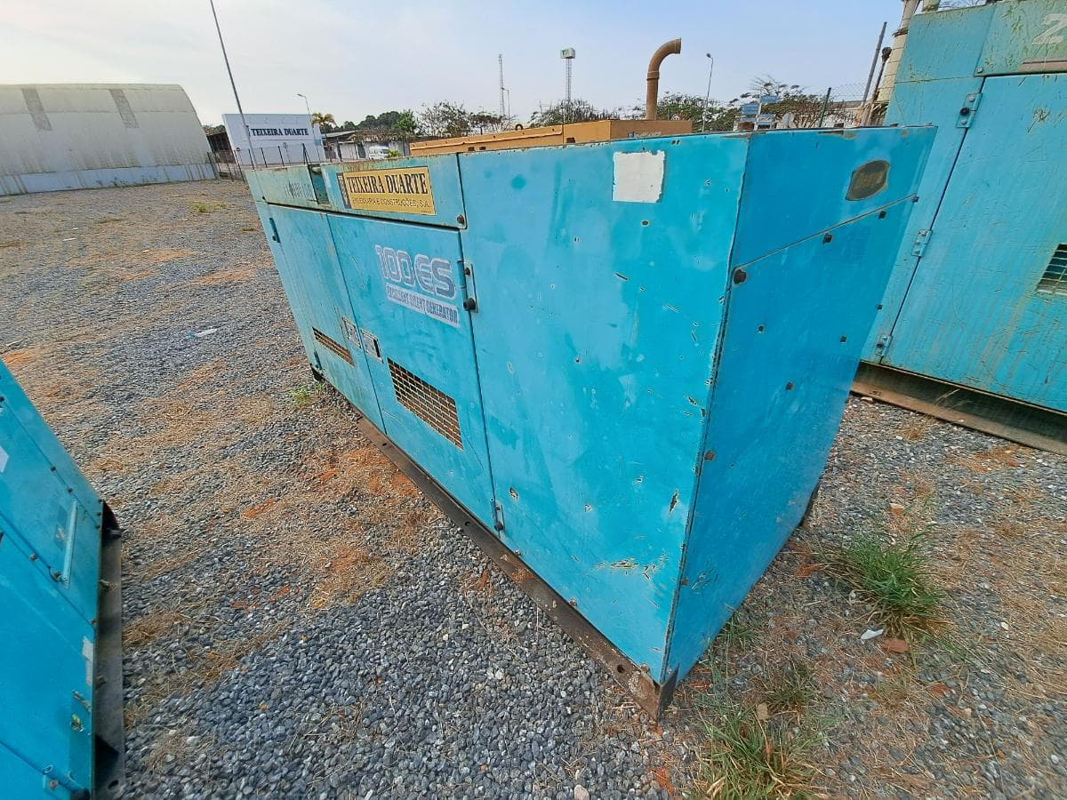 Gerador (80KVA) DENYO DCA100 ESI · Viana