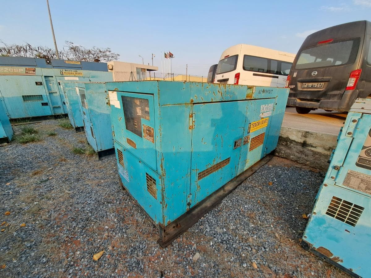 Gerador (80KVA) DENYO DCA100 ESI · Viana — imagen 5