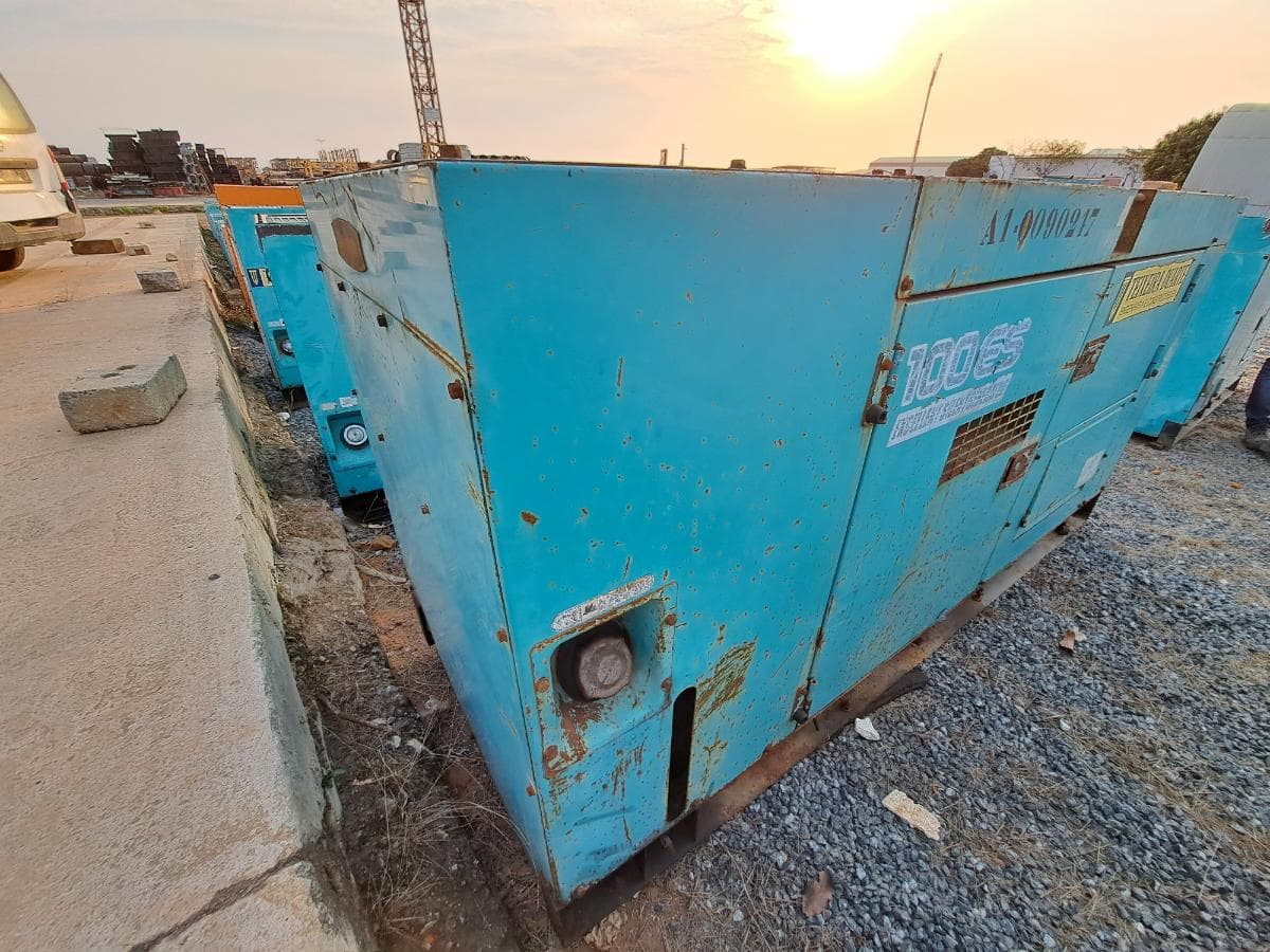 Gerador (80KVA) DENYO DCA100 ESI · Viana
