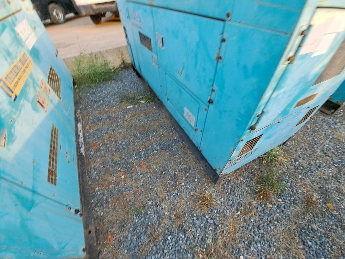 Gerador (80KVA) DENYO DCA100 ESI · Viana — imagen 4