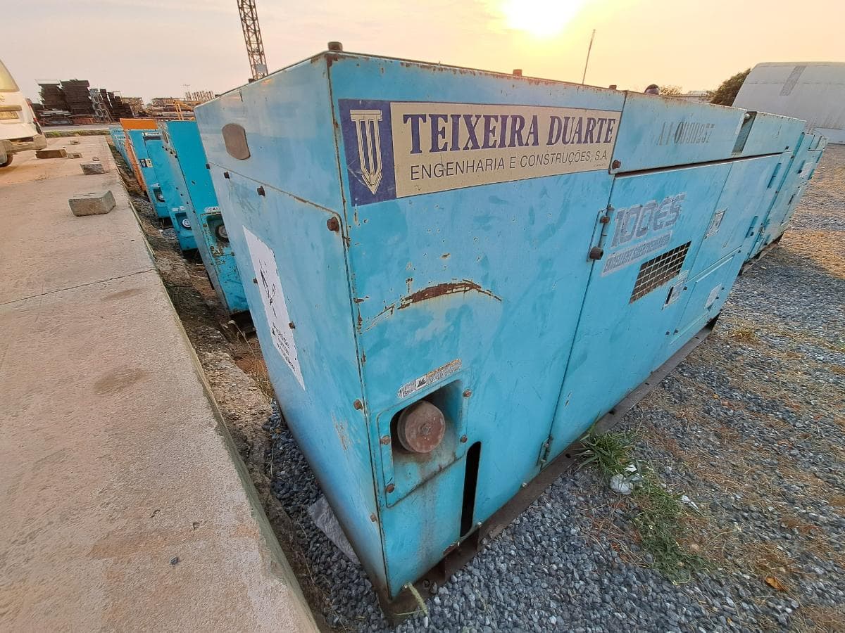 Gerador (80KVA) DENYO DCA100 ESI · Viana — imagen 3