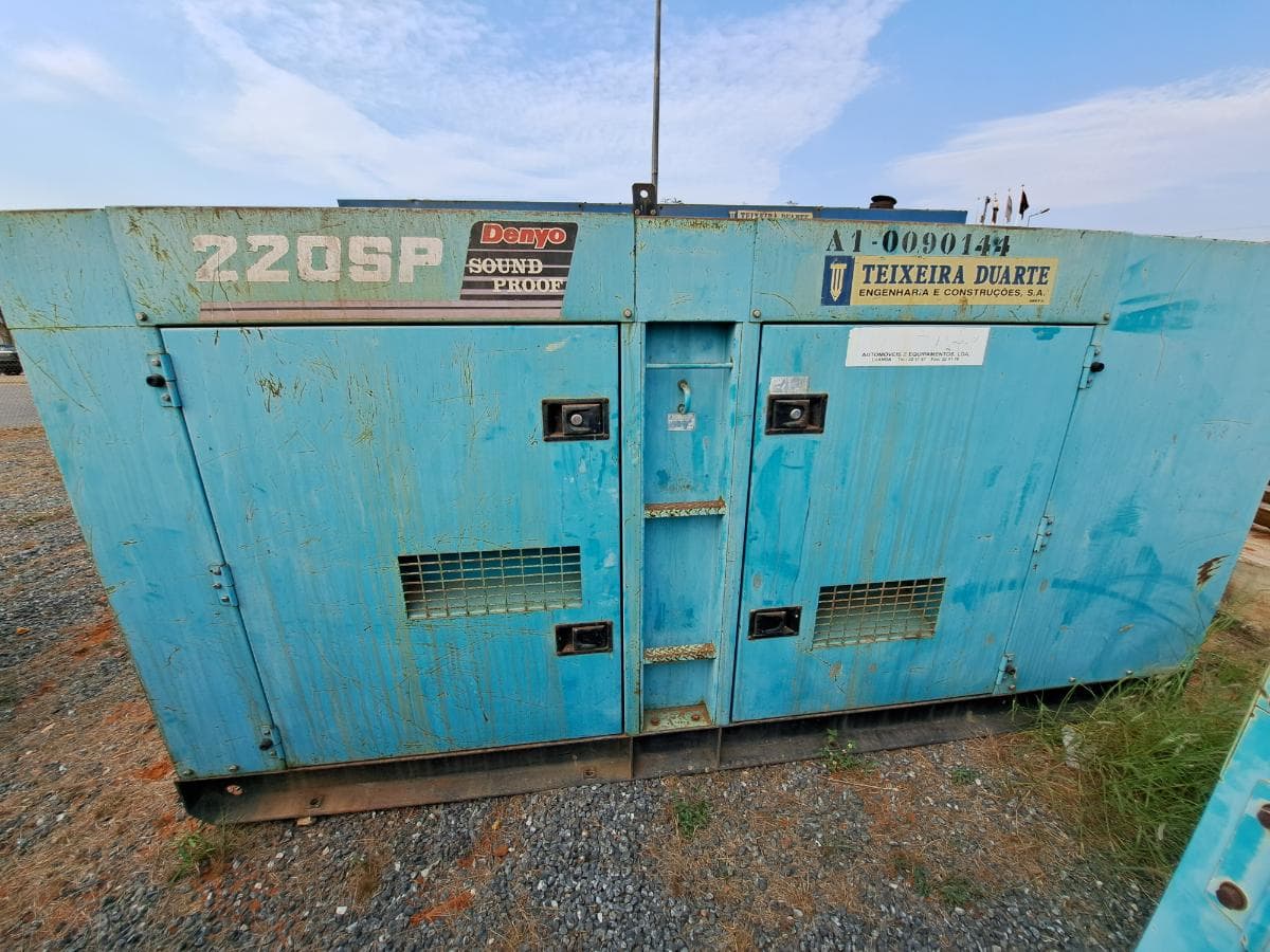 Gerador (200KVA) DENYO DCA220 SPK3 · Viana — image 2