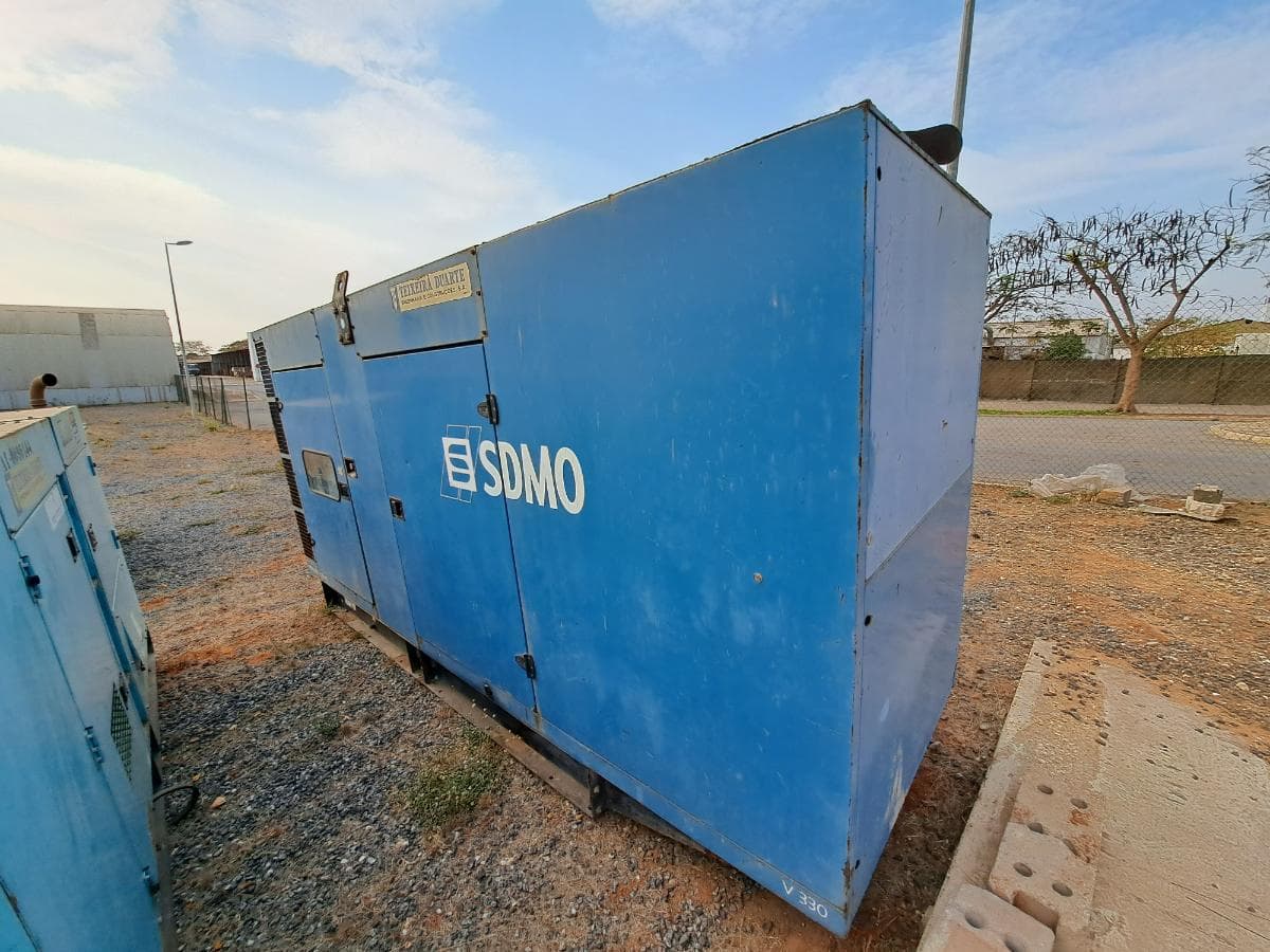 Gerador (300KVA) VOLVO SDMO V330K · Viana — imagen 2