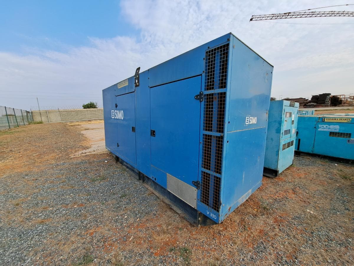Gerador (300KVA) VOLVO SDMO V330K · Viana — imagen 6