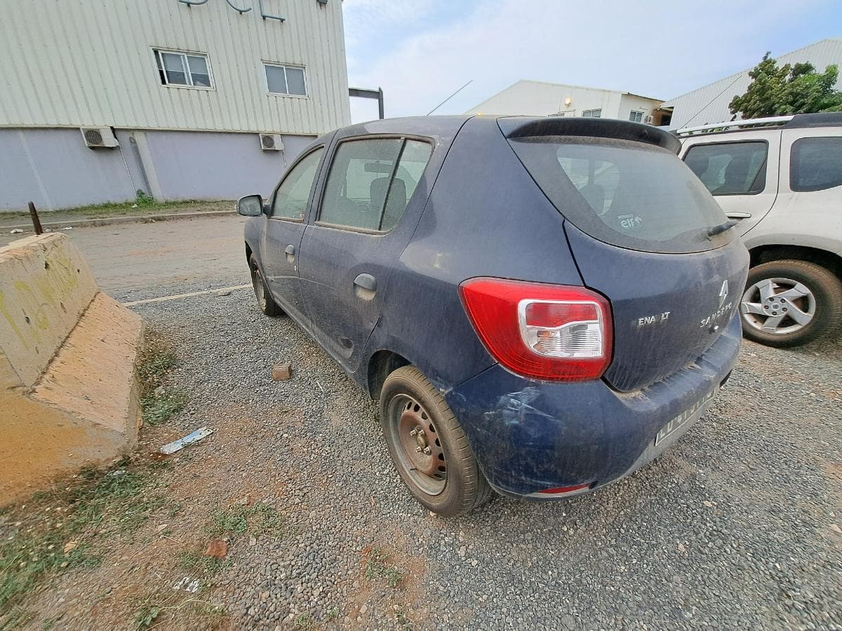 RENAULT SANDERO 1.2 · Viana — imagen 3