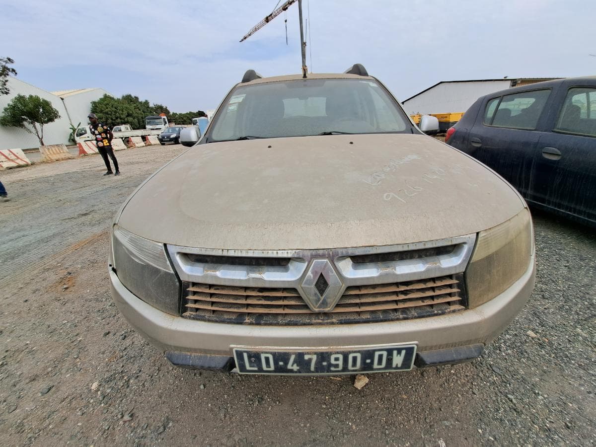 RENAULT DUSTER 4x4 1.6 · Viana — imagem 2