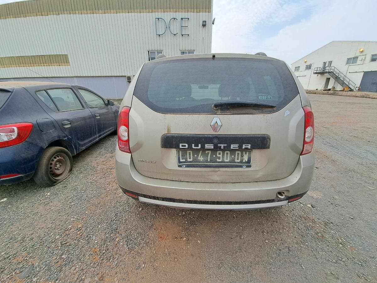 RENAULT DUSTER 4x4 1.6 · Viana — imagem 7