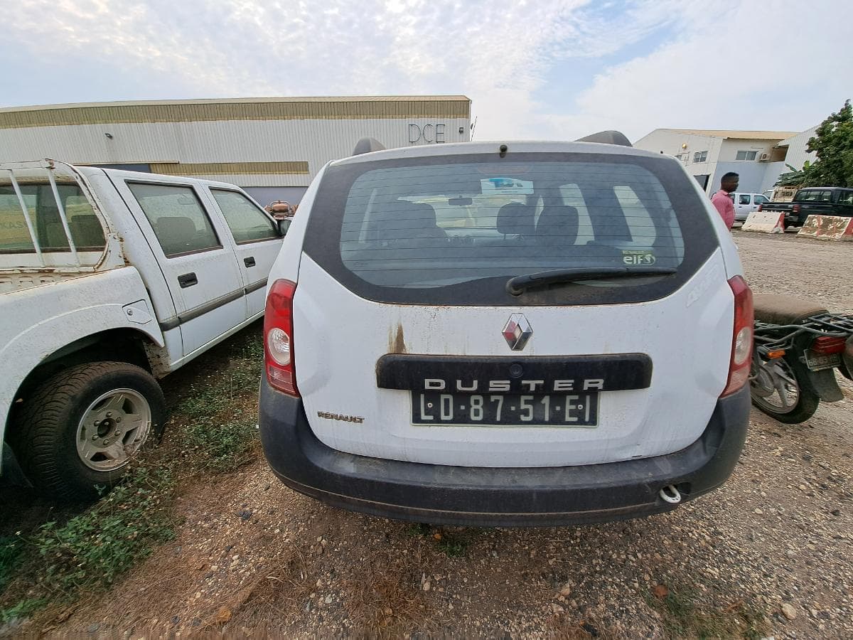 RENAULT DUSTER 4x4 1.6 · Viana — image 6