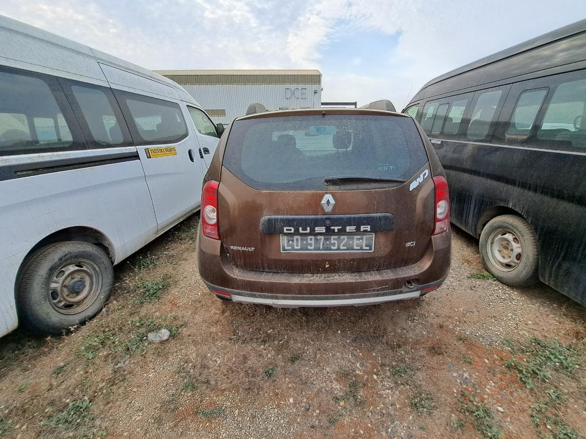 RENAULT DUSTER 4x4 1.5DCi · Viana — imagen 6