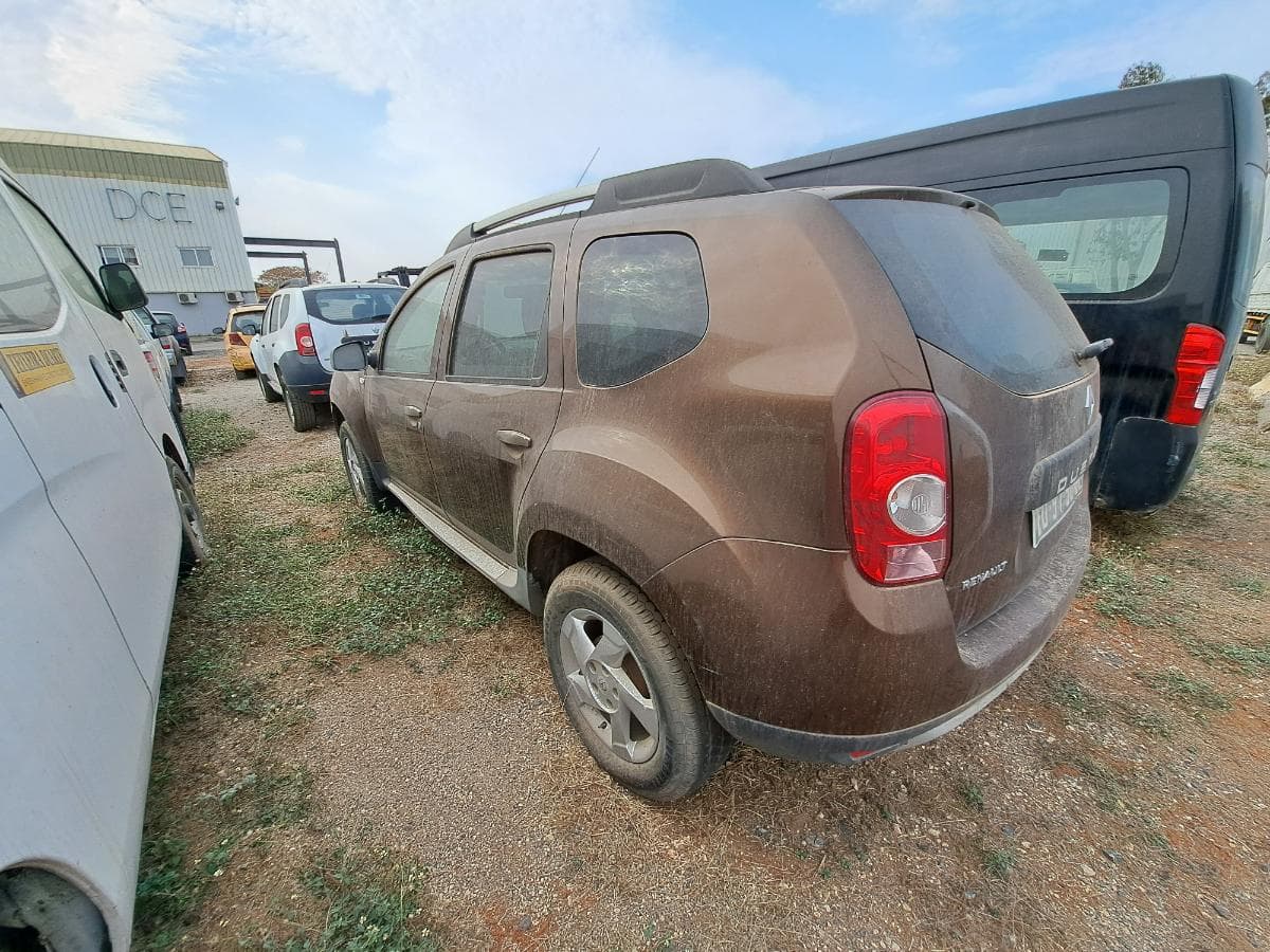 RENAULT DUSTER 4x4 1.5DCi · Viana — imagen 2