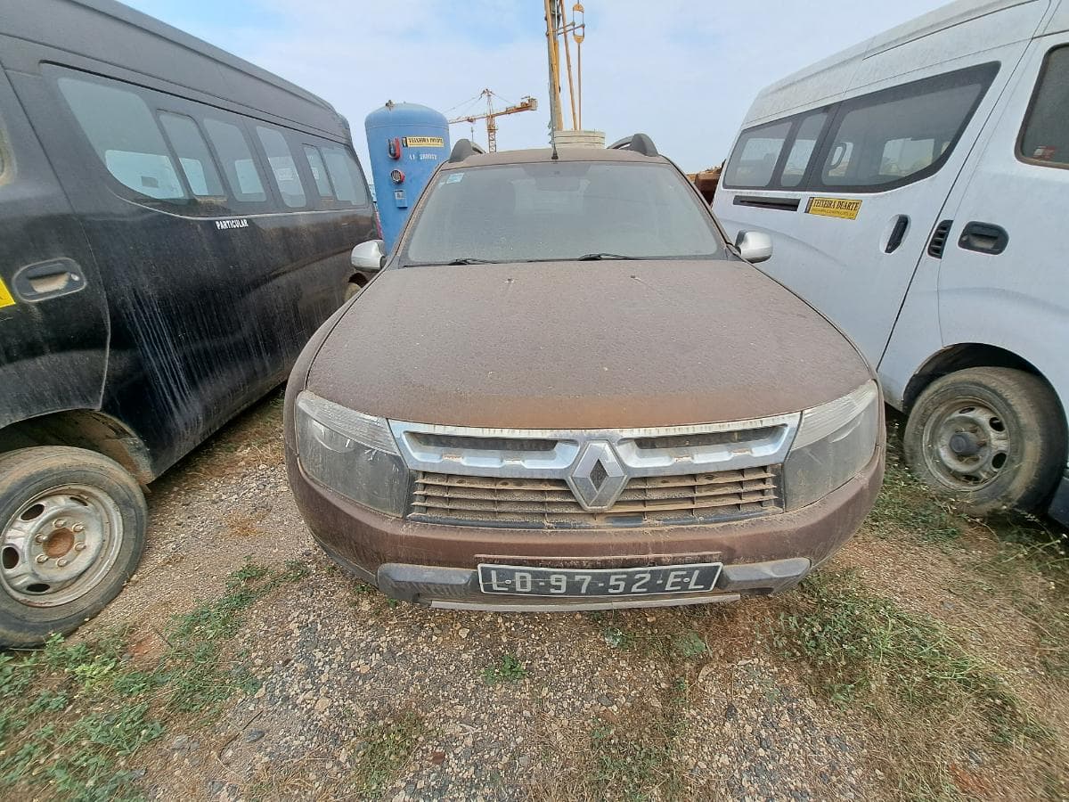 RENAULT DUSTER 4x4 1.5DCi · Viana — imagen 7