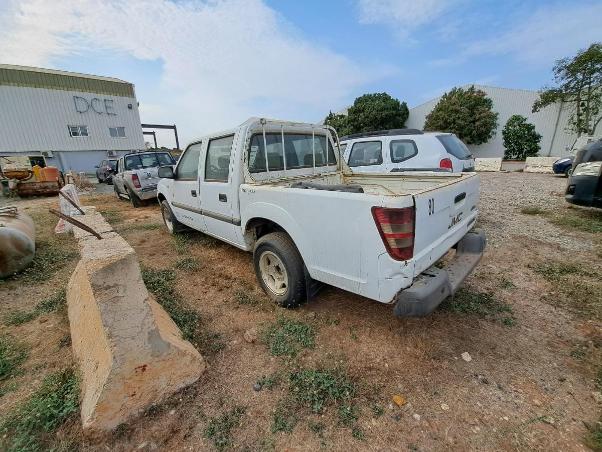 Pick-up JMC BOARDING 4x4 D/C BA · Viana — imagen 9