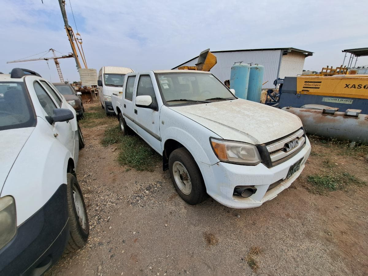 Pick-up JMC BOARDING 4x4 D/C BA · Viana — imagen 5