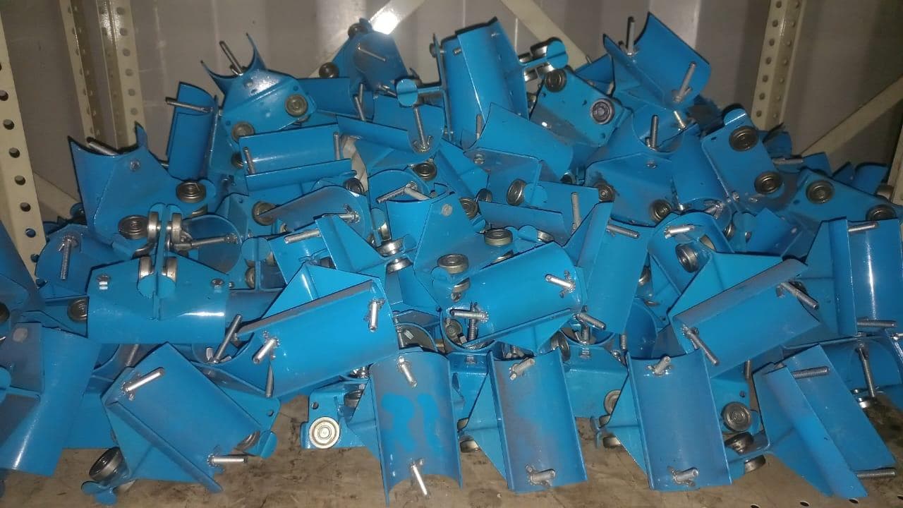 Armaduras de Candeeiros + Armaduras de Candeeiros + Armaduras de Candeeiros + Armaduras de Candeeiros + Perfís Metálicos L + Perfís Metálicos U + Diversos + Fichas + Bichas Pl2 plásticas + Transformadores de Corrente + Alicates grandes + Kit de Junção para Cabos + Fichas + Anilhas + Válvulas de encaixe + Cotovelos machos plasticos + CleanFit + Válvulas de Conexão + Niples + SuperLok + Grampos de Massa + Superlok fittings + HendiFit + Abraçadeiras Plásticas + HandiFit + Terminal de cabos CCG Iplus + Cabo de Rede + Circuit Breaker + Fitas inoxidáveis + Lâmpadas Florescentes Philips + Diversos + Glândulas de Compressão + Placas de montagem + Perfís Metálicos em L, parafucos e porcas + Cabo de rede + Arame Galvanizado + Peças metálicas + Parafusos com porcas em T + Buchas de Redução + Tubo Flexível + Cabo Eléctrico + Cabo Flexível + Armadura para Lampadas + Barras de junção + Diversos + Diversos parafusos com molas. + Armaduras Para Candeeiros + Rede para sombra + Cabo de Rede + Cabos de proteçao contra corrosão + Glandulas de Compressão + Glandulas de Compressão + Glandulas de Compressão + Glandulas de Compressão + Glandulas de Compressão + Glandulas de Compressão + Perfís metálicos + Glandulas de Compressão + Olofote + Diversos + Diversos + Diversos + Diversos + Rolos de cabos + Armaduras para Candeeiros + Porcas 10" + Glandulas de Compressão + Tampas de Condução + Diversos + Suporte de Condensador + Hanger Conp + Fichas + Programadores Siemens + Terminais + Cabo de Rede + Diversos + Diversos + Diversos + Corrente + Parafusos + Diversos + Glandulas de Compressão + Diversos + Glandulas de Compressão + Glandulas de Compressão + Grampos + Suportes Metálicos + Suportes metálicos + Diverso + Glandulas de Compressão + Olofotes + Armaduras para Lâmpadas + Rolos de Corrente + Diversos + Porcas + Olofotes + Diversos + Transmissor de Pressão + Peventores de Incêndio + Diversos + Diversos + Cabo Eléctrico + Diversos + Diversos + Digitor + Diversos + Connection + Diversos + Diversos + Censor + ROTHERBERGER 50-127mm 2"-5" OD + Diverso + Roda de medição + Contentor de 40P · — imagen 62