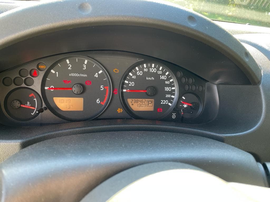 Nissan Navarra · Ano 2010 — imagen 10