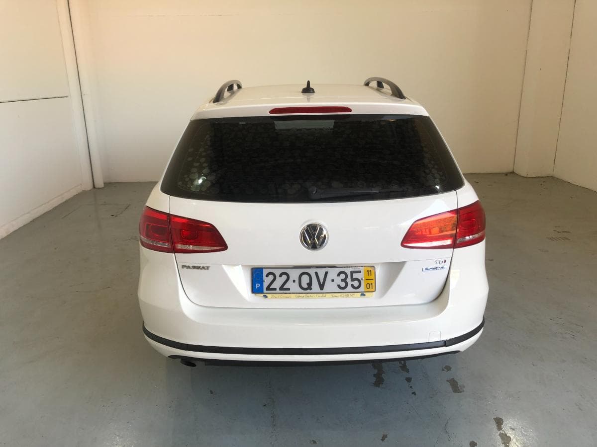 Volkswagen Passat BlueMotion · Ano 2011 — image 5