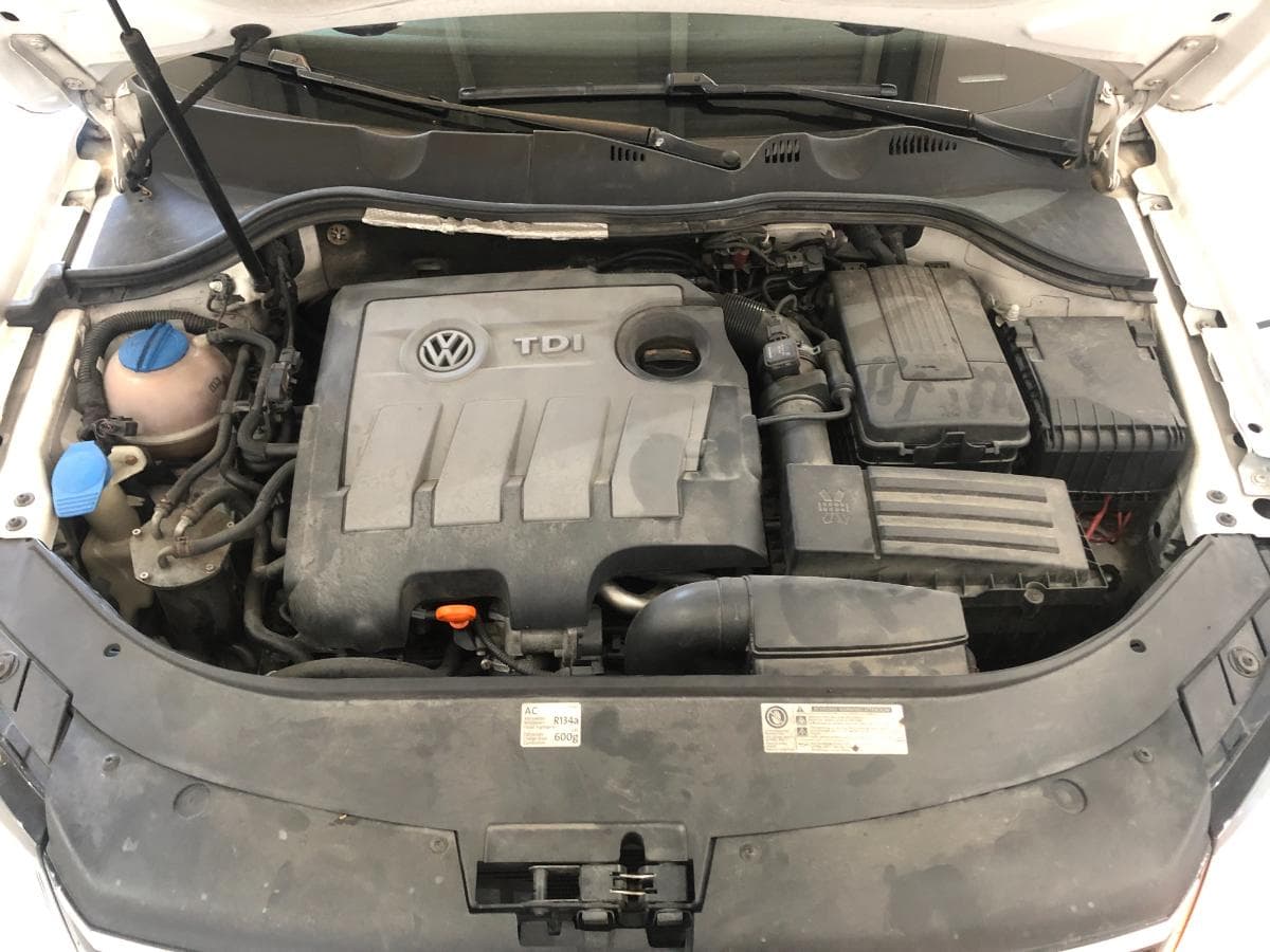 Volkswagen Passat BlueMotion · Ano 2011 — image 11