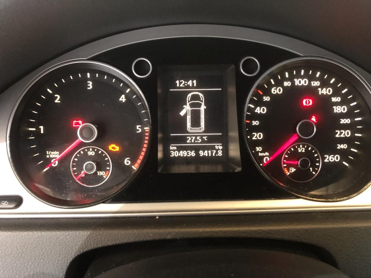 Volkswagen Passat BlueMotion · Ano 2011 — image 29
