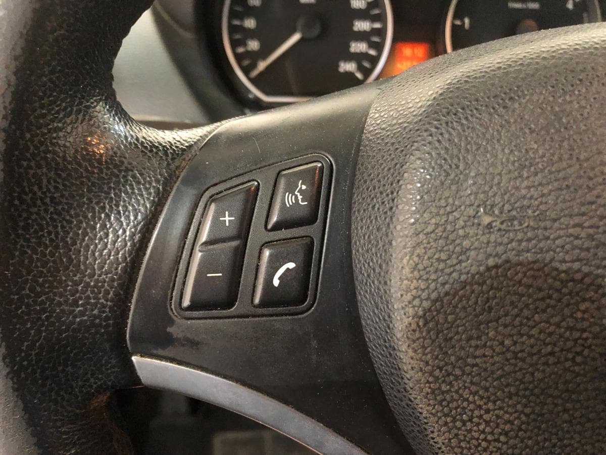BMW 118D · Ano 2011 — imagen 26