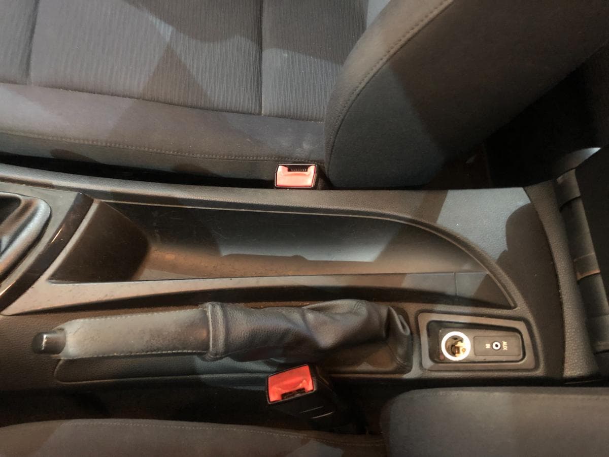 BMW 118D · Ano 2011 — imagen 32