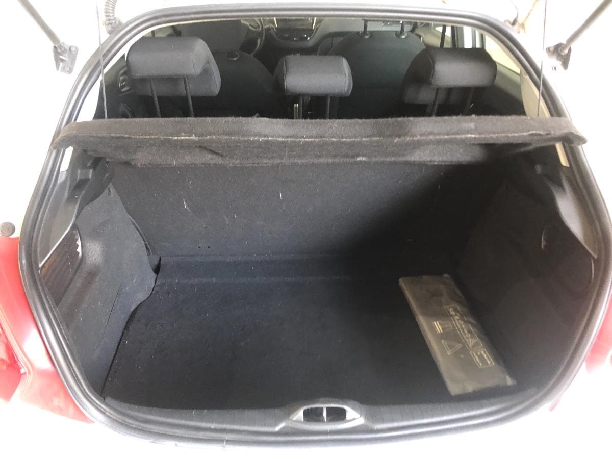 Peugeot 208 · Ano 2014 — image 8