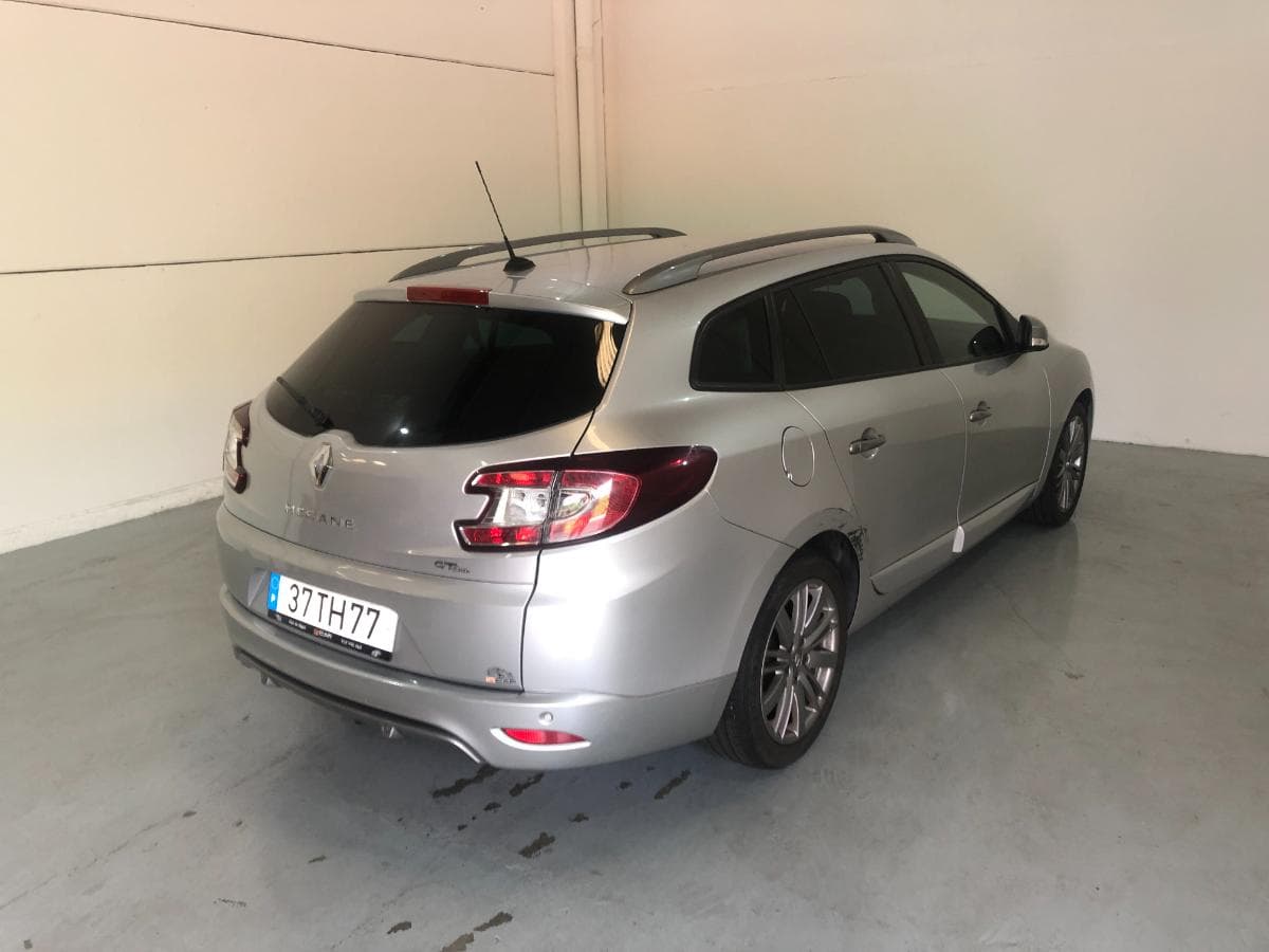 Renault Mégane 1.DCI · Ano 2013 — imagen 4
