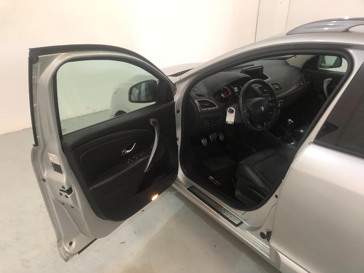 Renault Mégane 1.DCI · Ano 2013 — imagen 19
