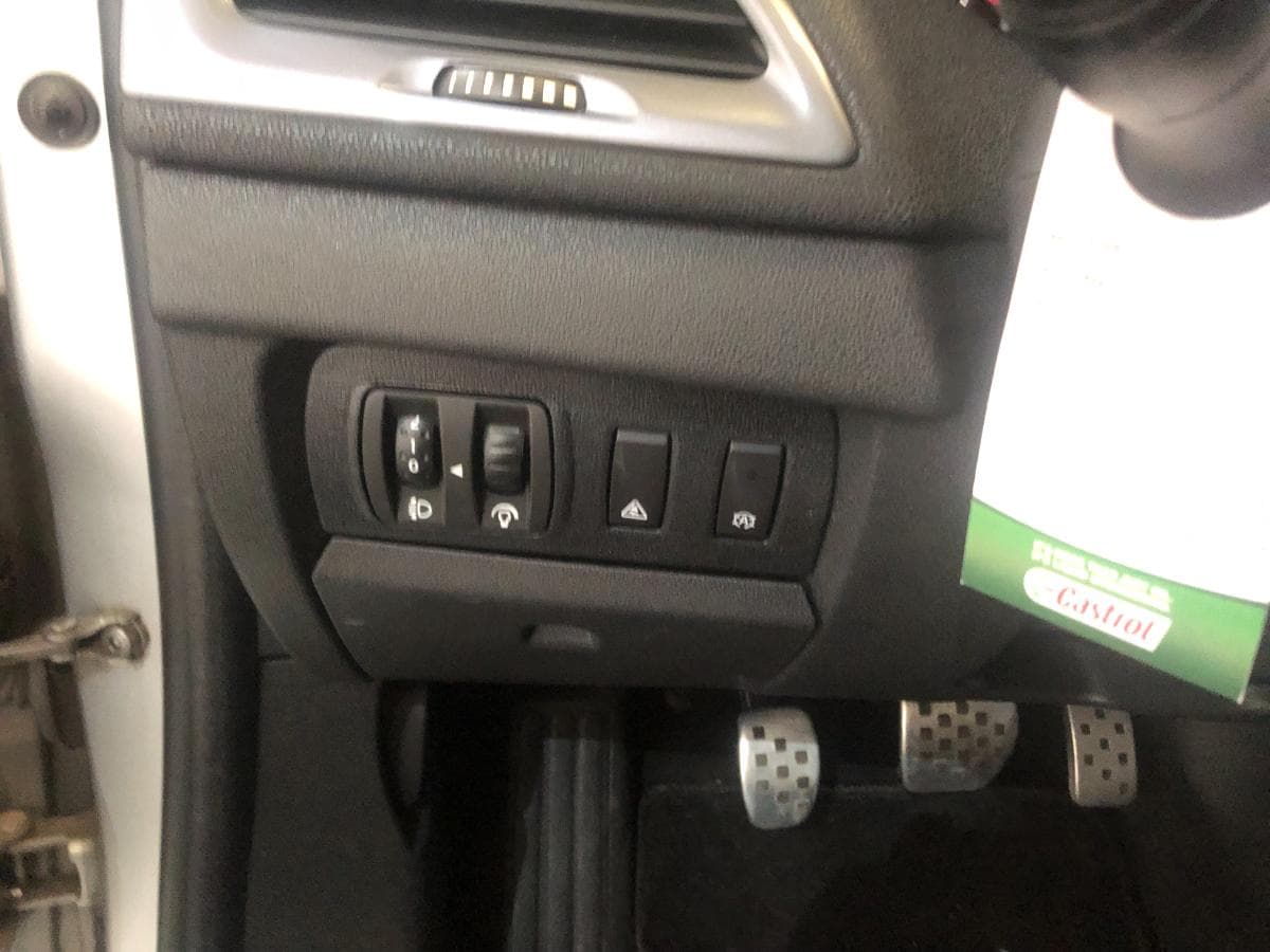 Renault Mégane 1.DCI · Ano 2013 — imagen 29