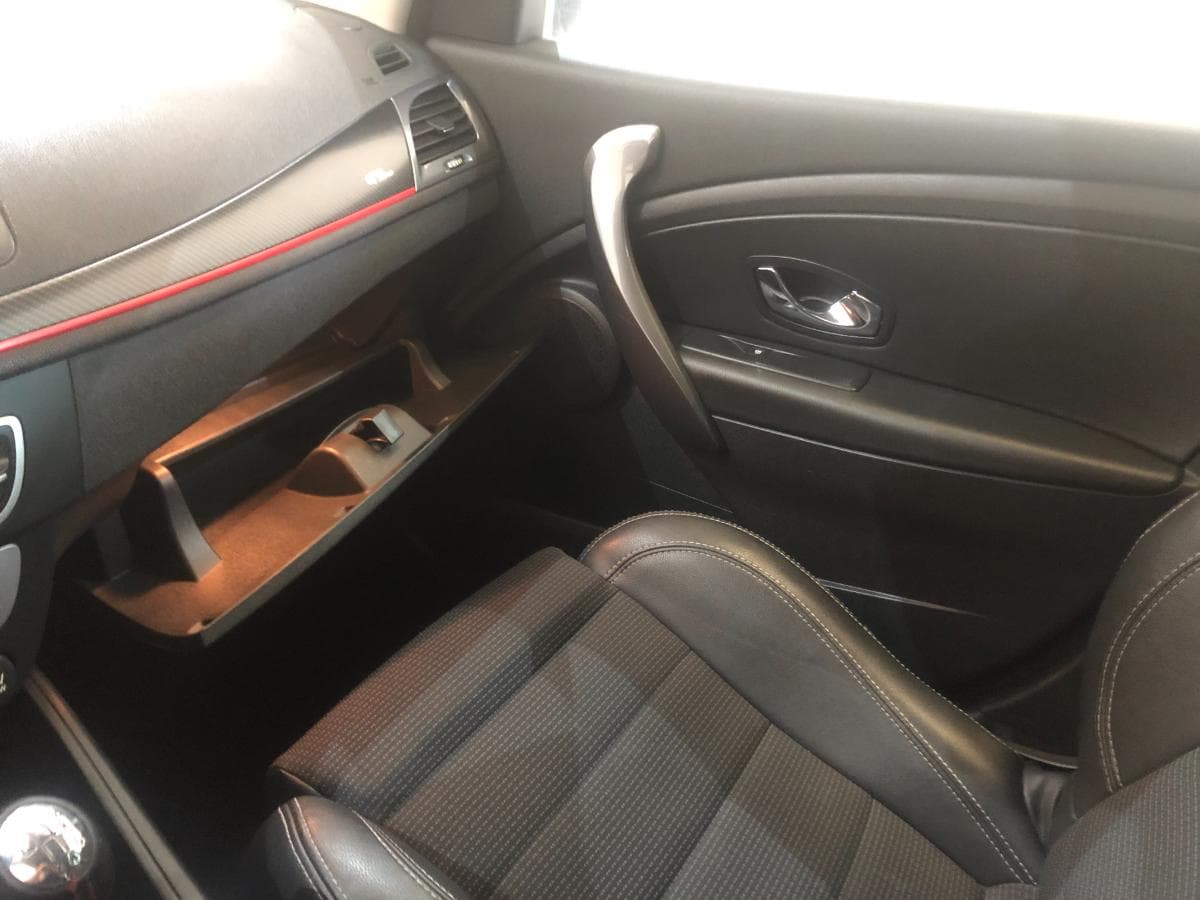 Renault Mégane 1.DCI · Ano 2013 — imagen 36