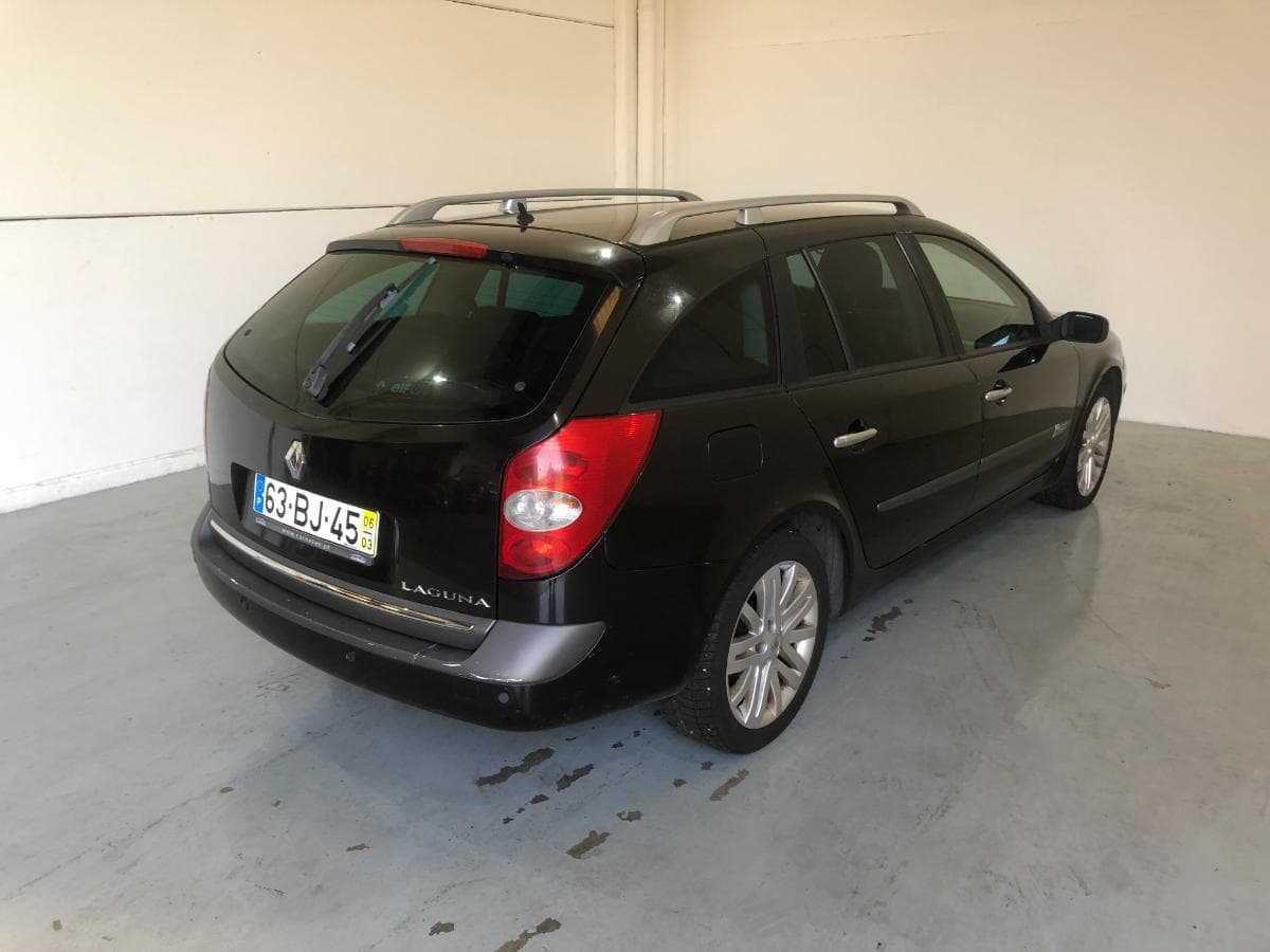 Renault Laguna 2.0 · Ano 2006 — imagem 10