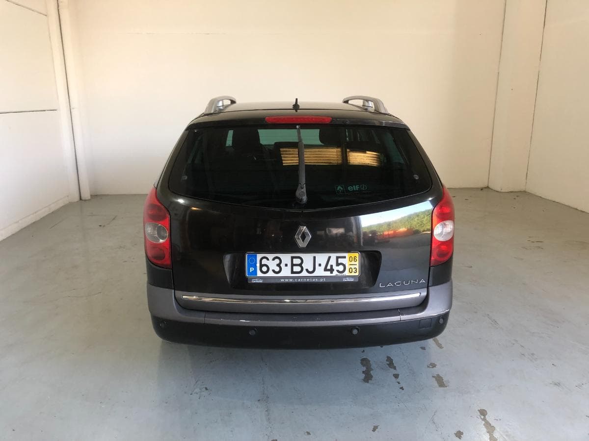 Renault Laguna 2.0 · Ano 2006 — imagem 5