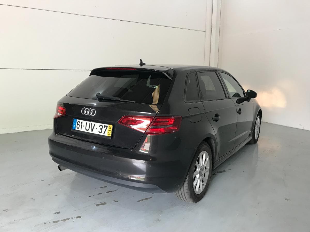 Audi A3 1.6TDI · Ano 2014 — imagem 5