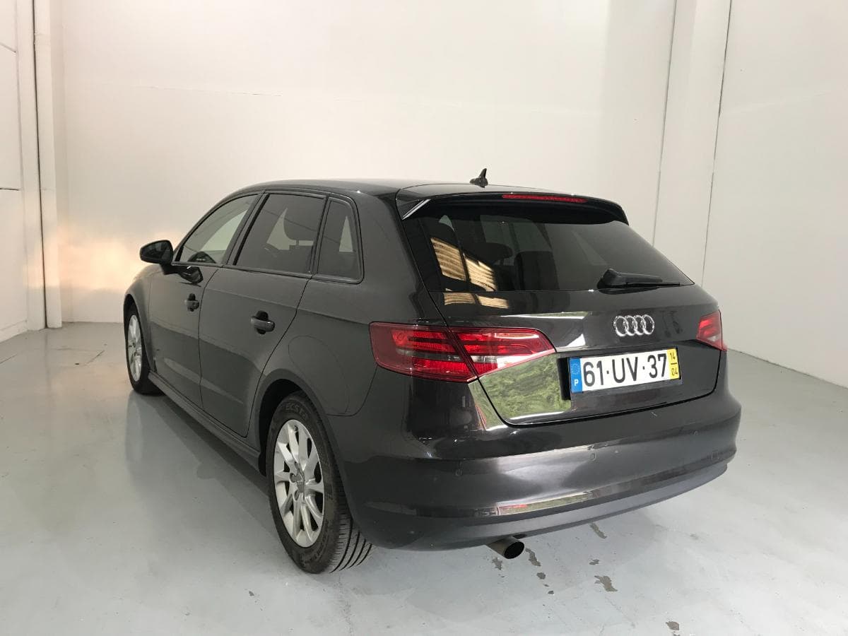 Audi A3 1.6TDI · Ano 2014 — imagem 9