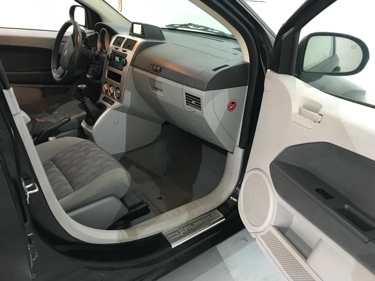 Dodge Caliber 2.0 CRD · Ano 2006 — imagem 25