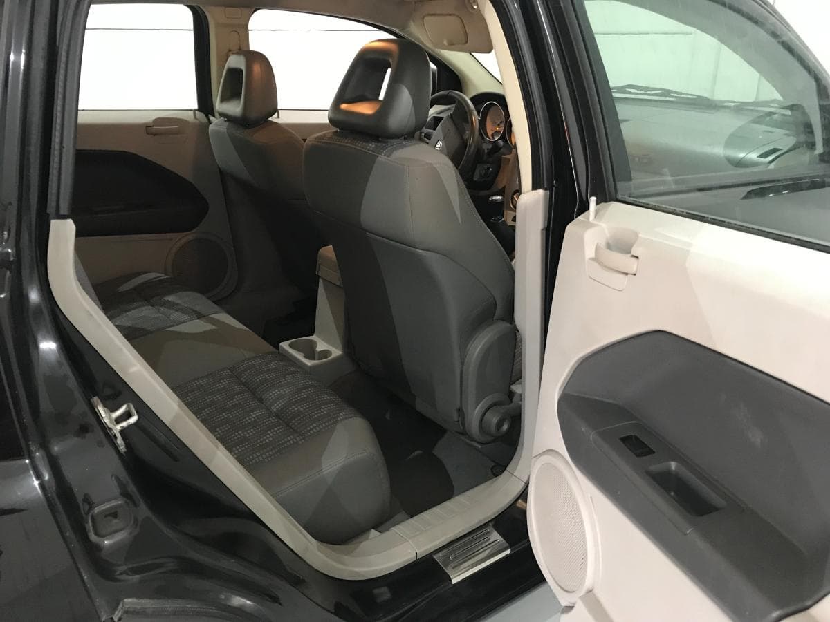 Dodge Caliber 2.0 CRD · Ano 2006 — imagem 26