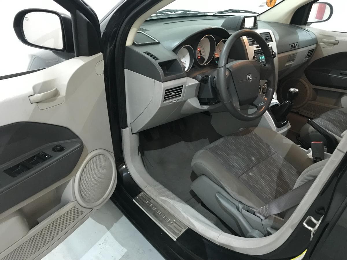 Dodge Caliber 2.0 CRD · Ano 2006 — imagem 29