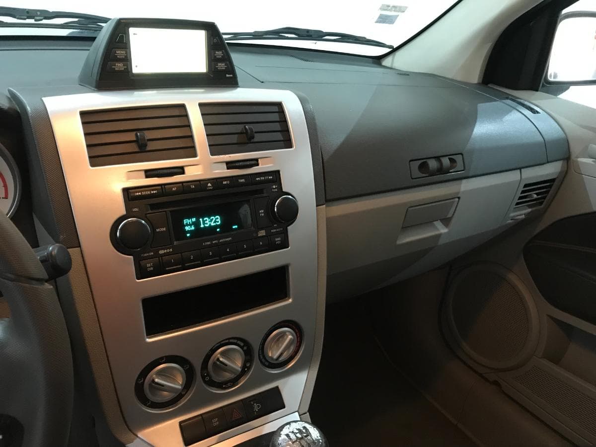 Dodge Caliber 2.0 CRD · Ano 2006 — imagem 32