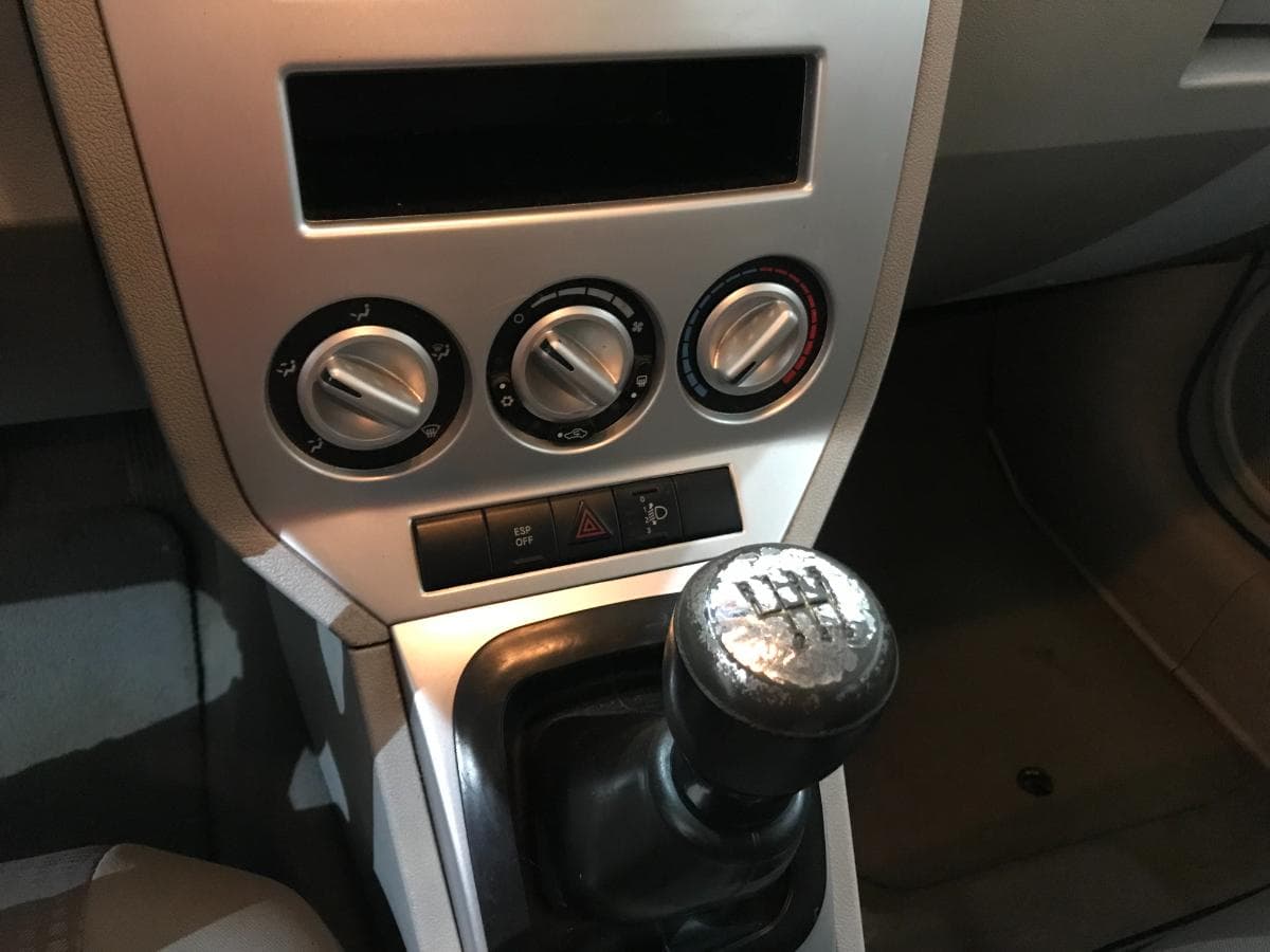 Dodge Caliber 2.0 CRD · Ano 2006 — imagem 31