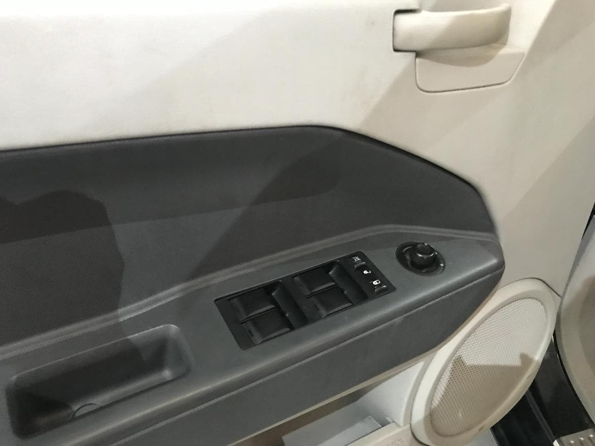 Dodge Caliber 2.0 CRD · Ano 2006 — imagem 35